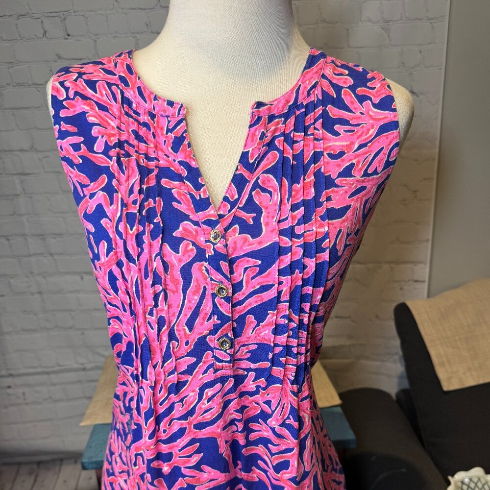 Lily Pulitzer "Did You Catch That" Sz M Tropical Pink and Blue Coral Print Tank